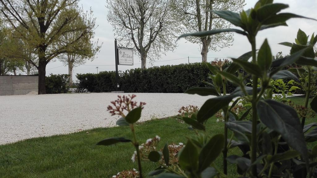 B&B Borgo Arcadia Poiana Maggiore Εξωτερικό φωτογραφία